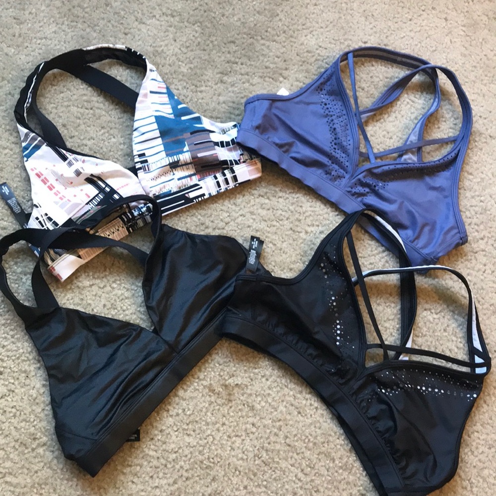 4 Victoria secret sports bras